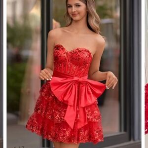 Chic Red Lace Strapless Mini Dress